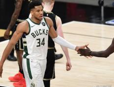 雷火电竞-包含JackeyLove爆冷击败加拿大队，惊险取胜引爆全场！的词条