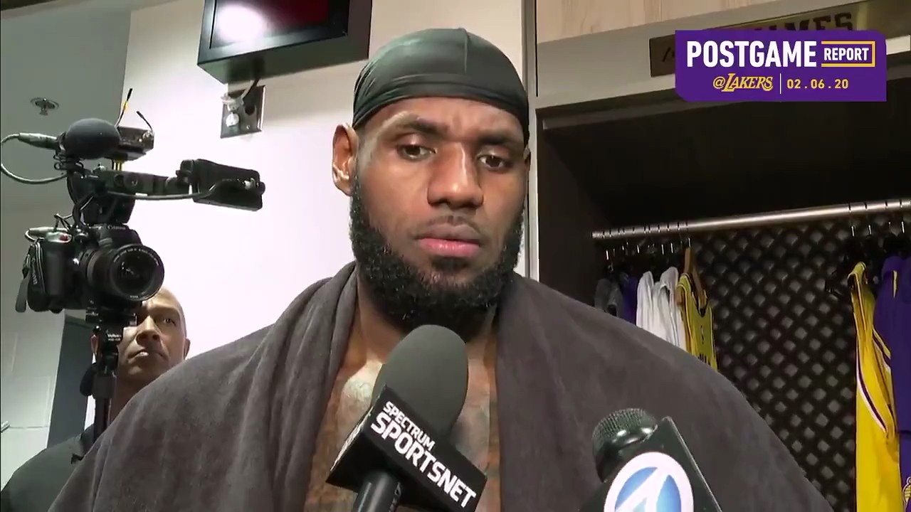 雷火竞技-詹姆斯赛事官方发布战术调整新规，RNG争议不断！的简单介绍