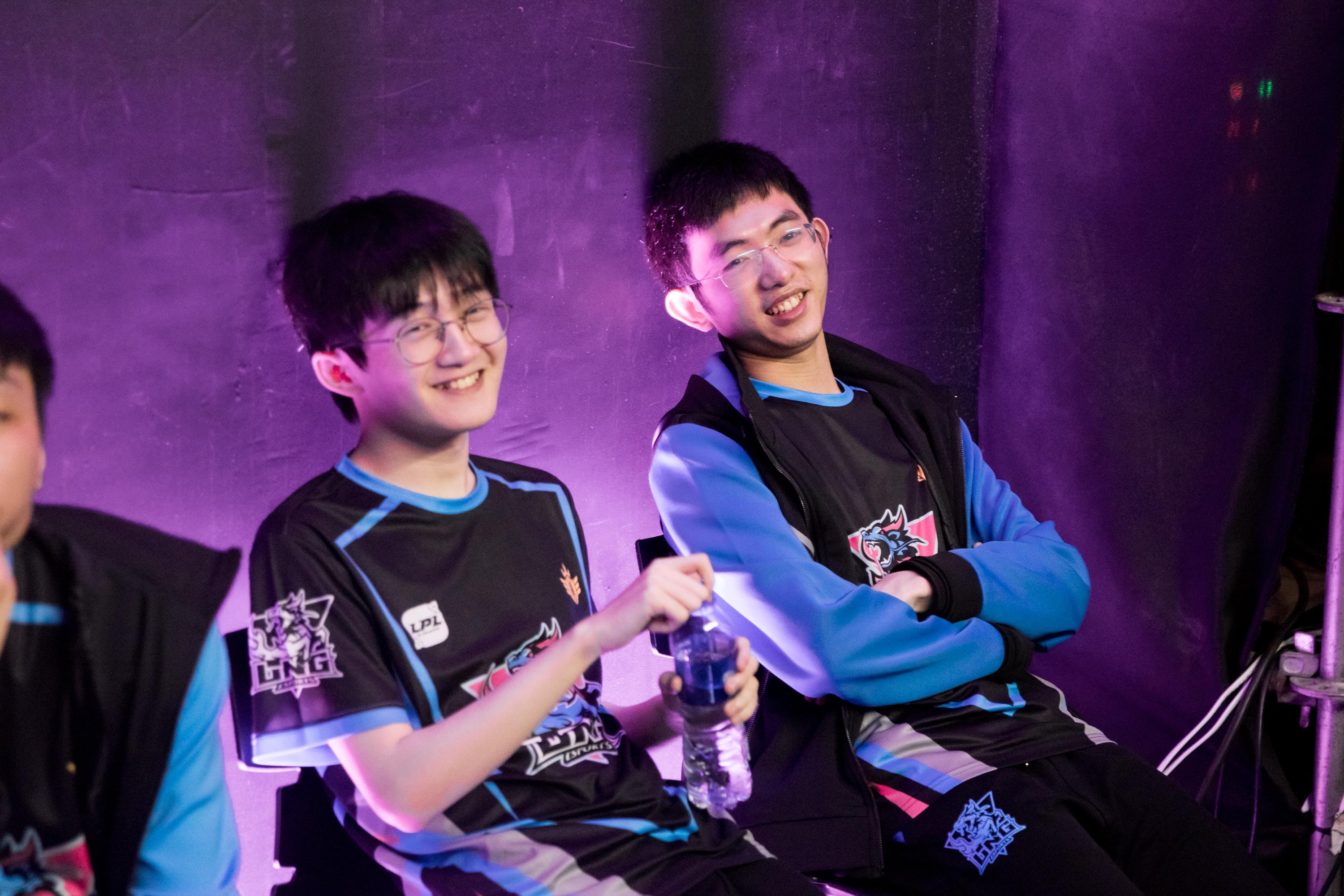 雷火电竞-包含JackeyLove爆冷击败加拿大队,惊险取胜引爆全场!的词条