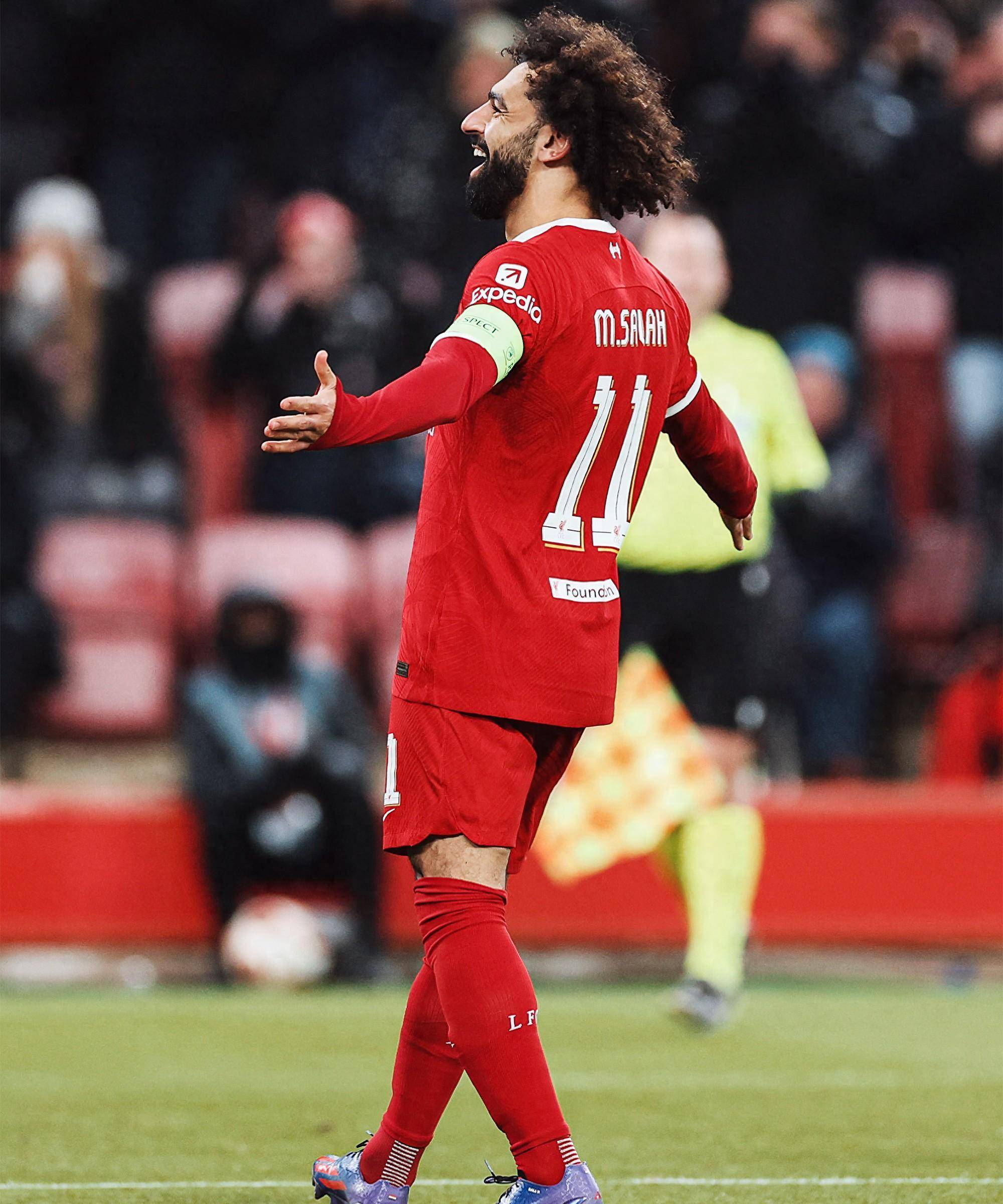 雷火电竞-包含萨拉赫迎来二十赛季高光表现，曼联球迷沸腾！的词条