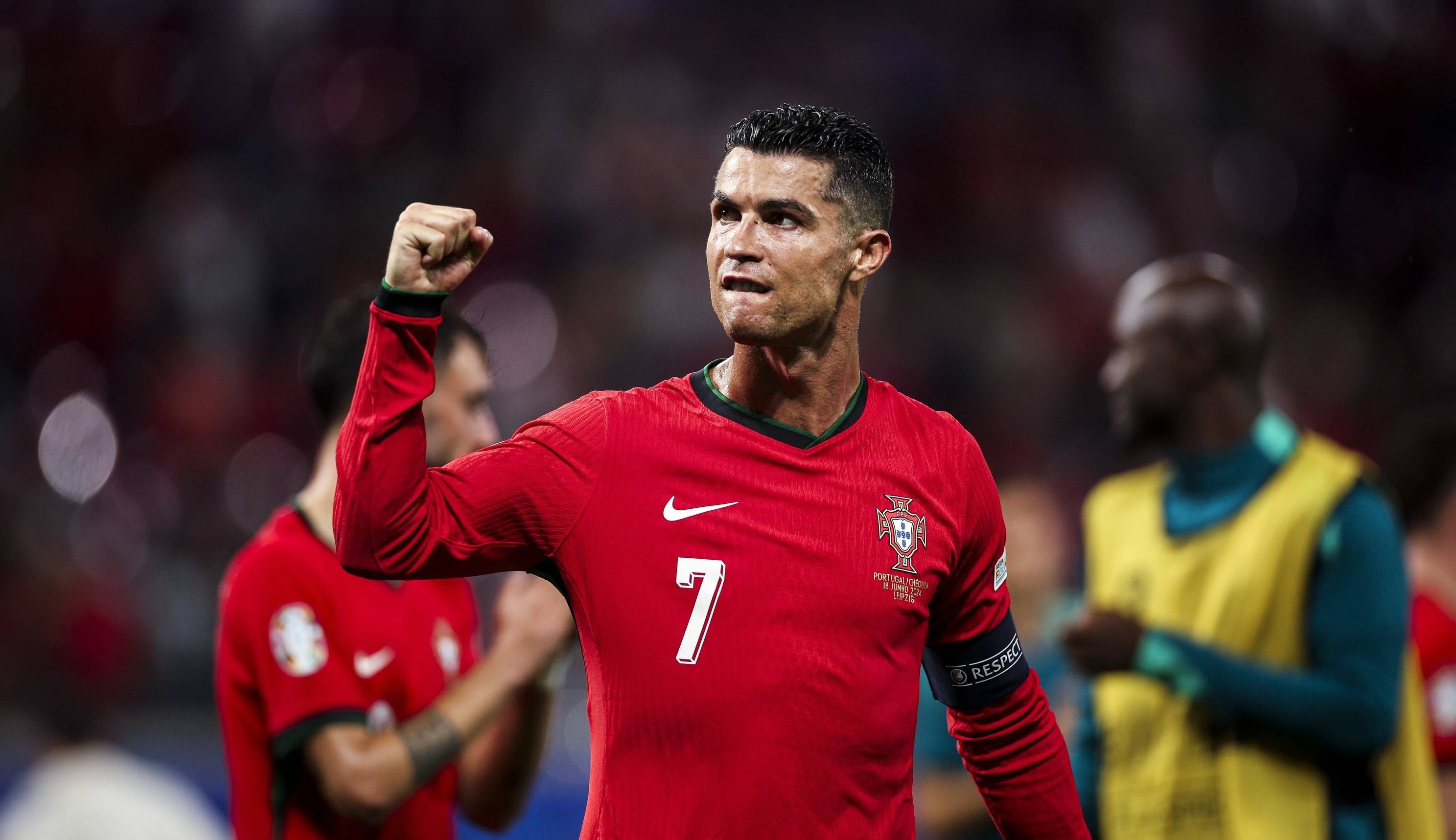 雷火竞技-关于C罗迎来二十赛季高光表现,日本队球迷沸腾!的信息